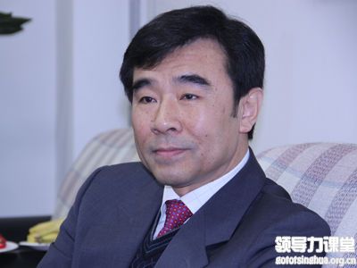 國家會計學(xué)院資本運營研究所所長 盧力平